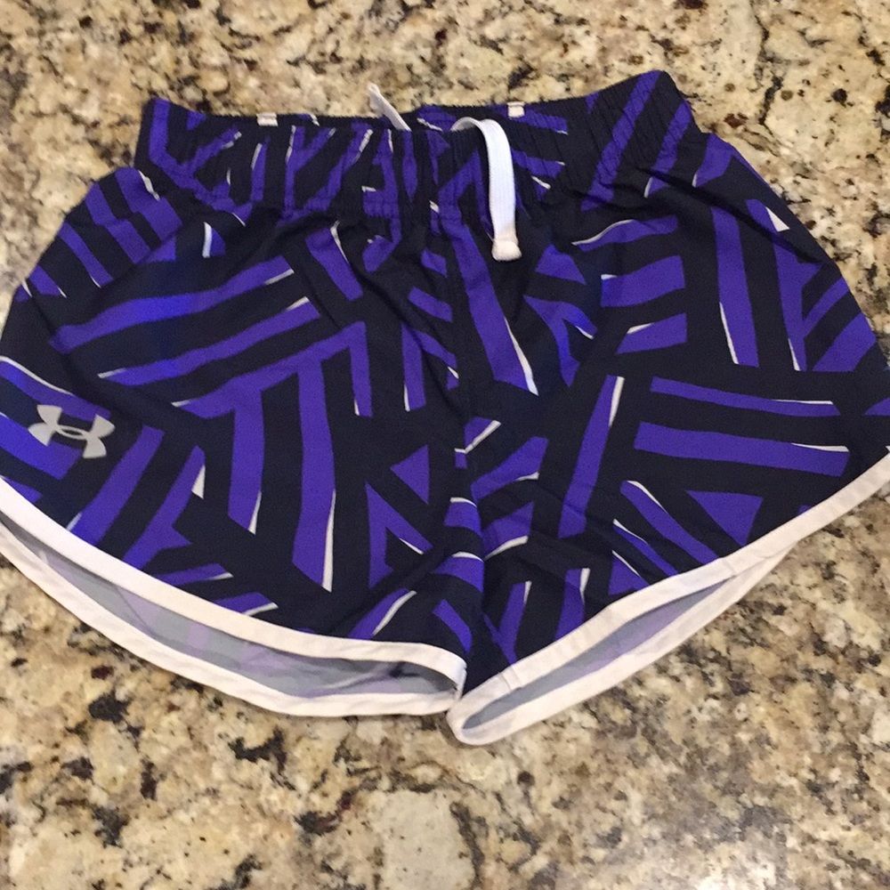 Under Armour Heat Gear Youth Shorts.